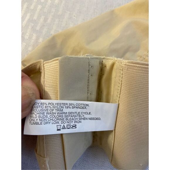 Exquisite 42D bra rn# 139861 Beige Full Support - Picture 2 of 4